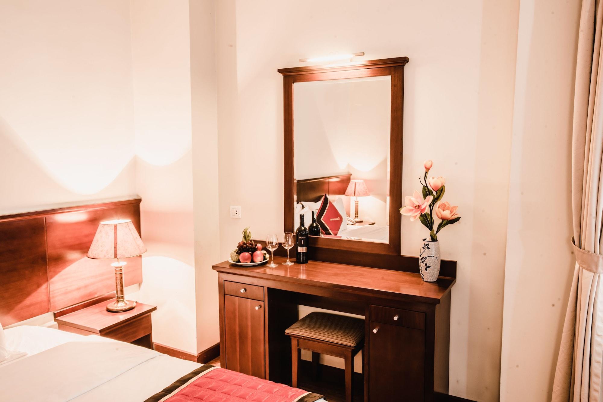 S79 Sunny Hotel 2 Hanoi Bagian luar foto
