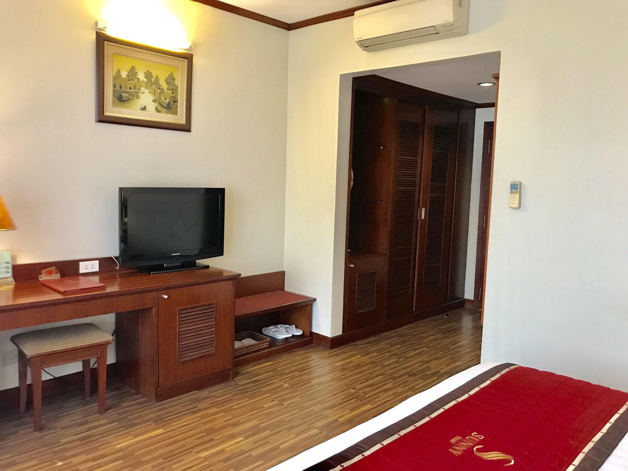 S79 Sunny Hotel 2 Hanoi Bagian luar foto