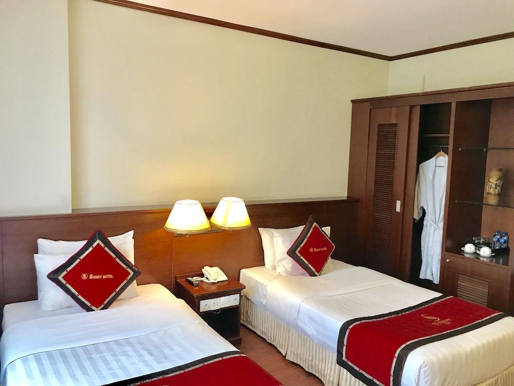 S79 Sunny Hotel 2 Hanoi Bagian luar foto